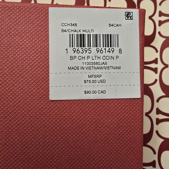 COACH Boxed Cherry Print Leather Heart Coin Purse NIB - Picture 8 of 16